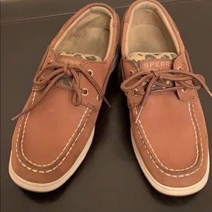 Like New Sperry boat shoe. Only worn 2 times